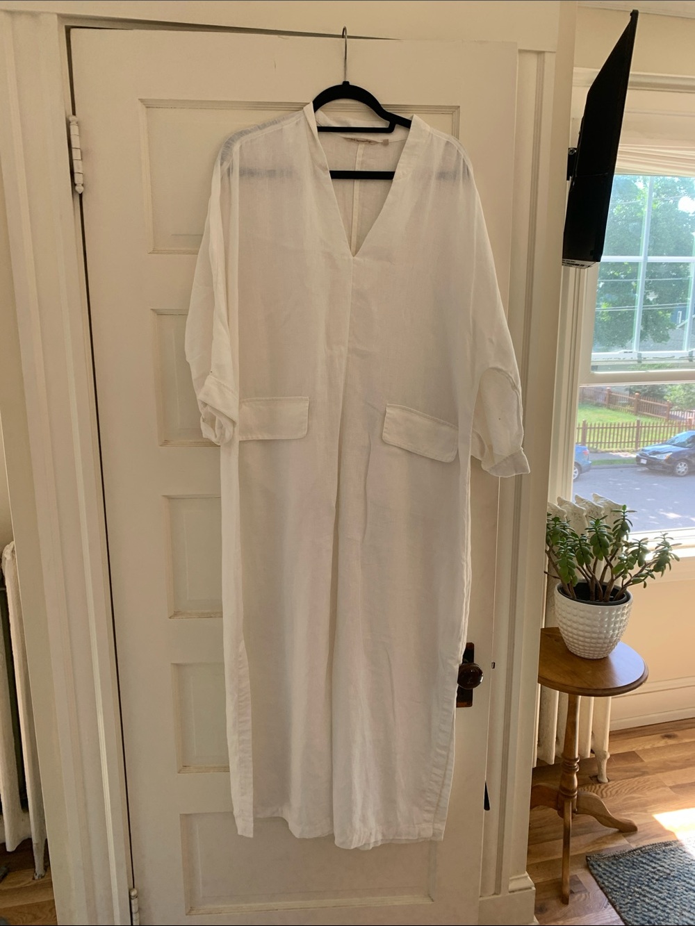 Long White V-Neck Linen Tunic Dress